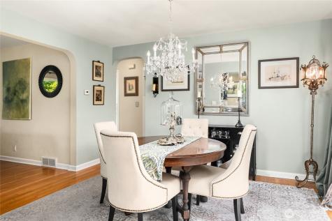 4409 SW Dawson Street Seattle WA 98136