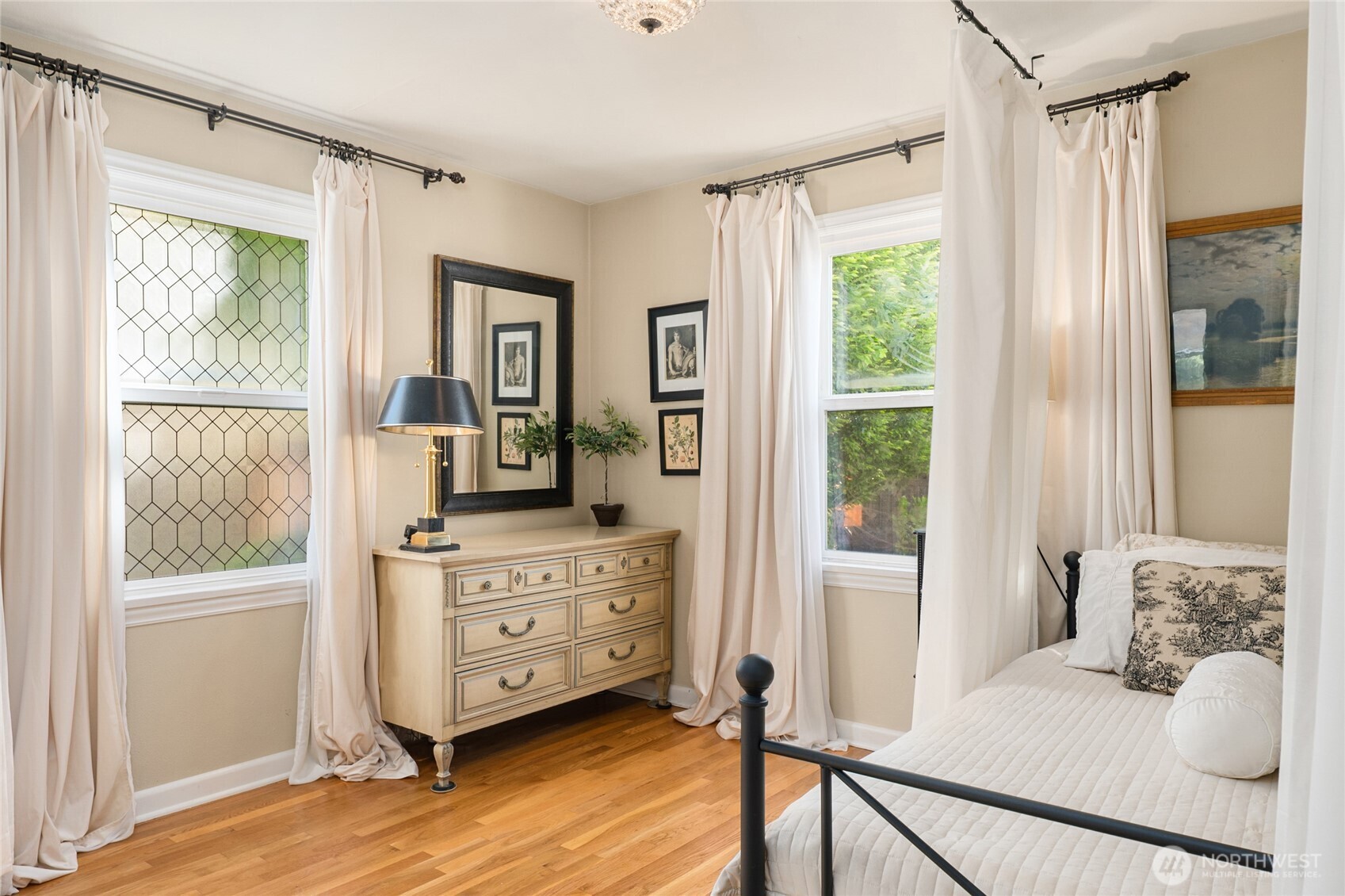 4409 SW Dawson Street Seattle WA 98136