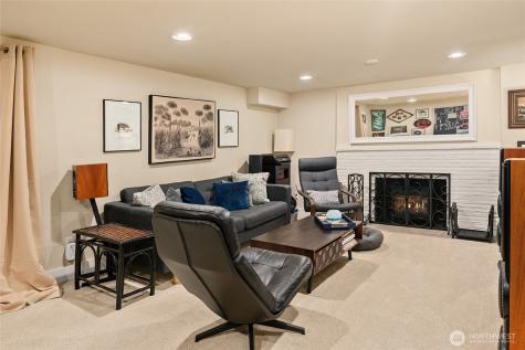 4409 SW Dawson Street Seattle WA 98136