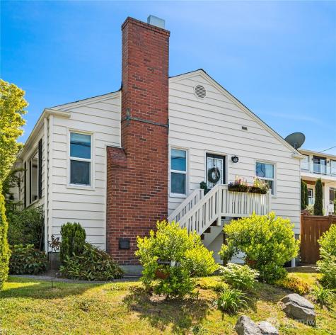 4409 SW Dawson Street Seattle WA 98136