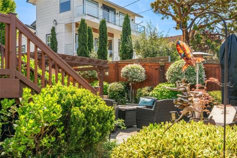 4409 SW Dawson Street Seattle WA 98136