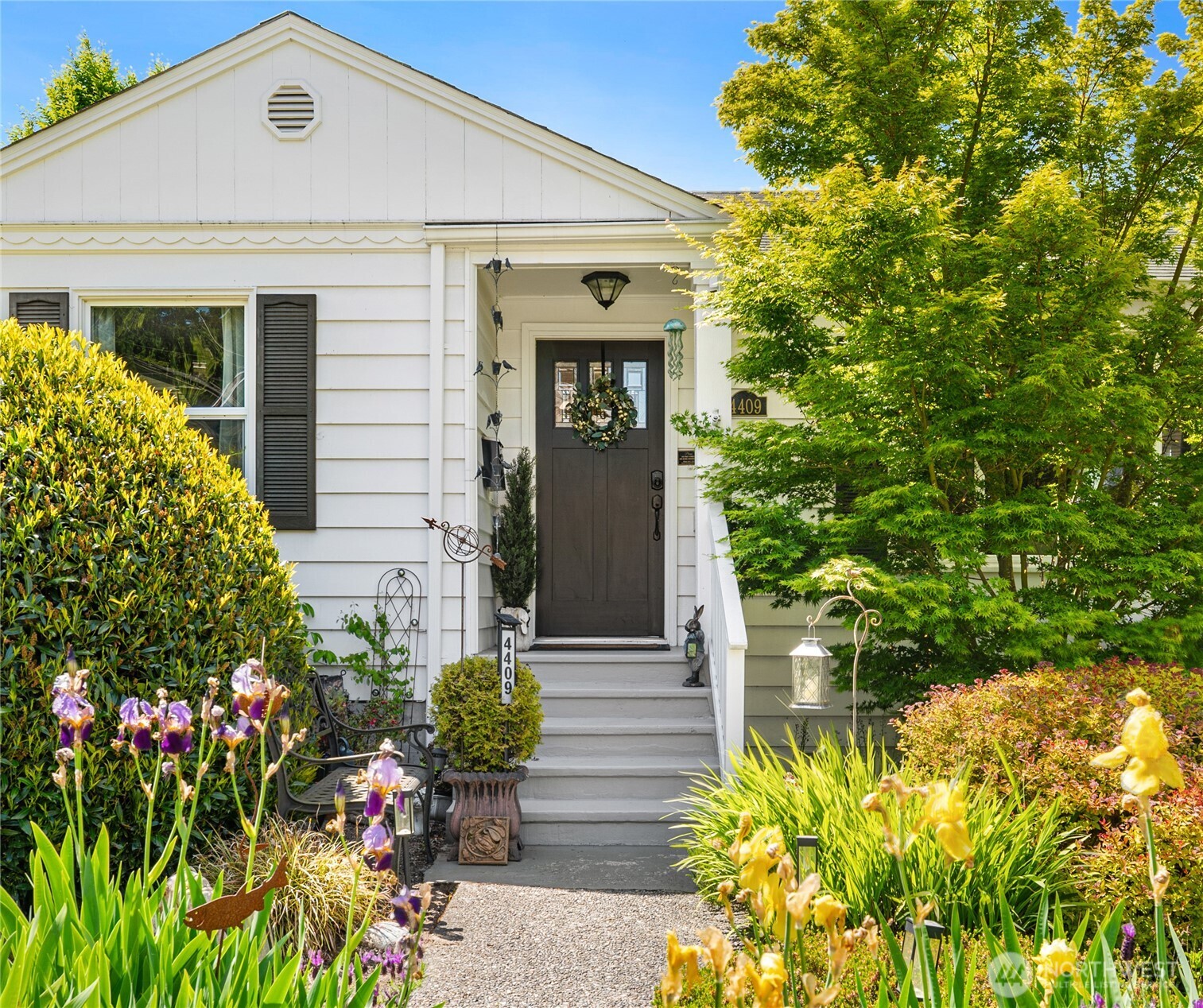 4409 SW Dawson Street Seattle WA 98136