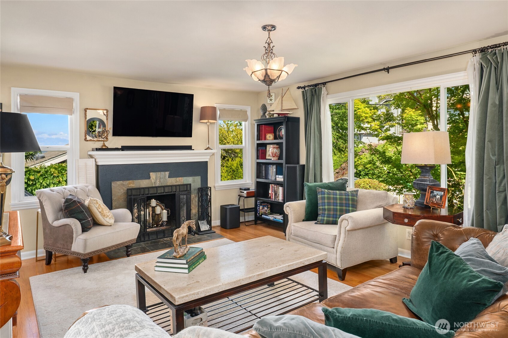 4409 SW Dawson Street Seattle WA 98136