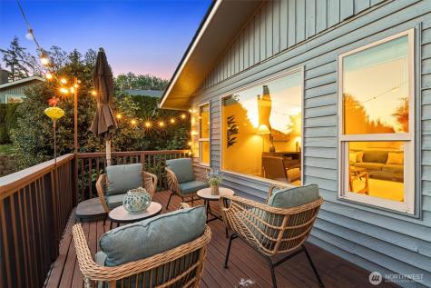 115 S 214th Street Normandy Park WA 98198