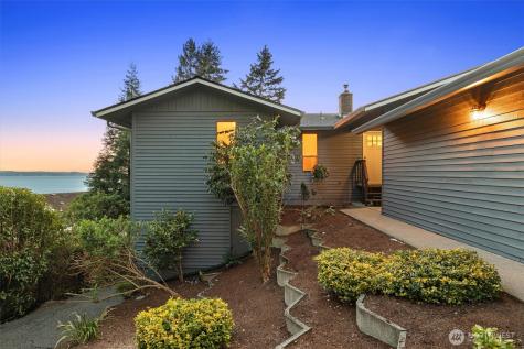 115 S 214th Street Normandy Park WA 98198