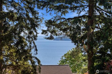 115 S 214th Street Normandy Park WA 98198