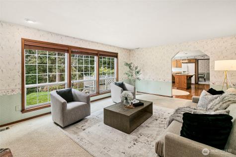 32427 11th Avenue SW Federal Way WA 98023