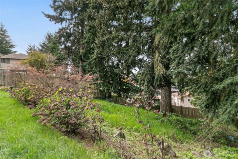 32427 11th Avenue SW Federal Way WA 98023