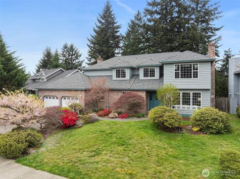32427 11th Avenue SW Federal Way WA 98023