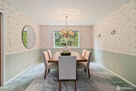 32427 11th Avenue SW Federal Way WA 98023