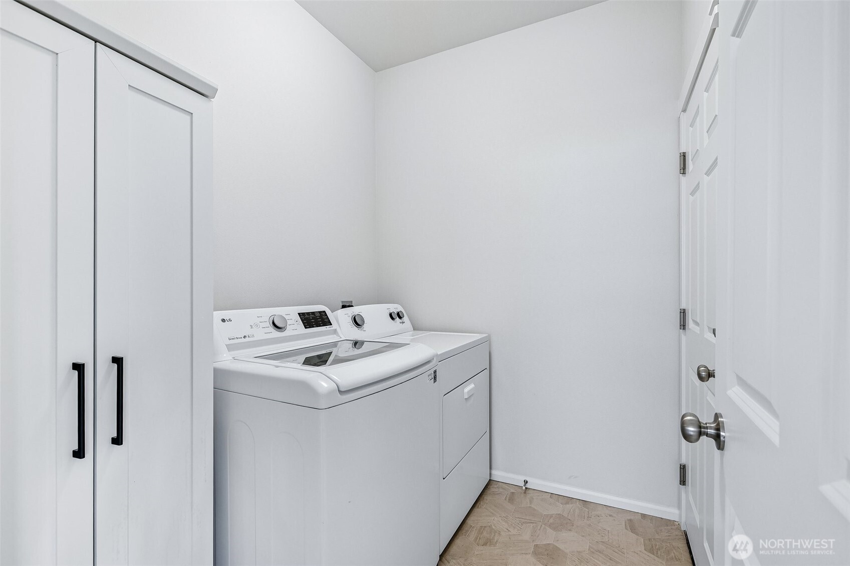 353 S 48th Place Mount Vernon WA 98274