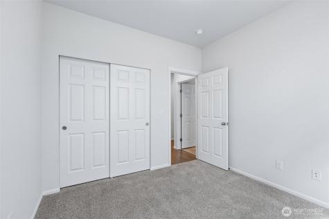 353 S 48th Place Mount Vernon WA 98274