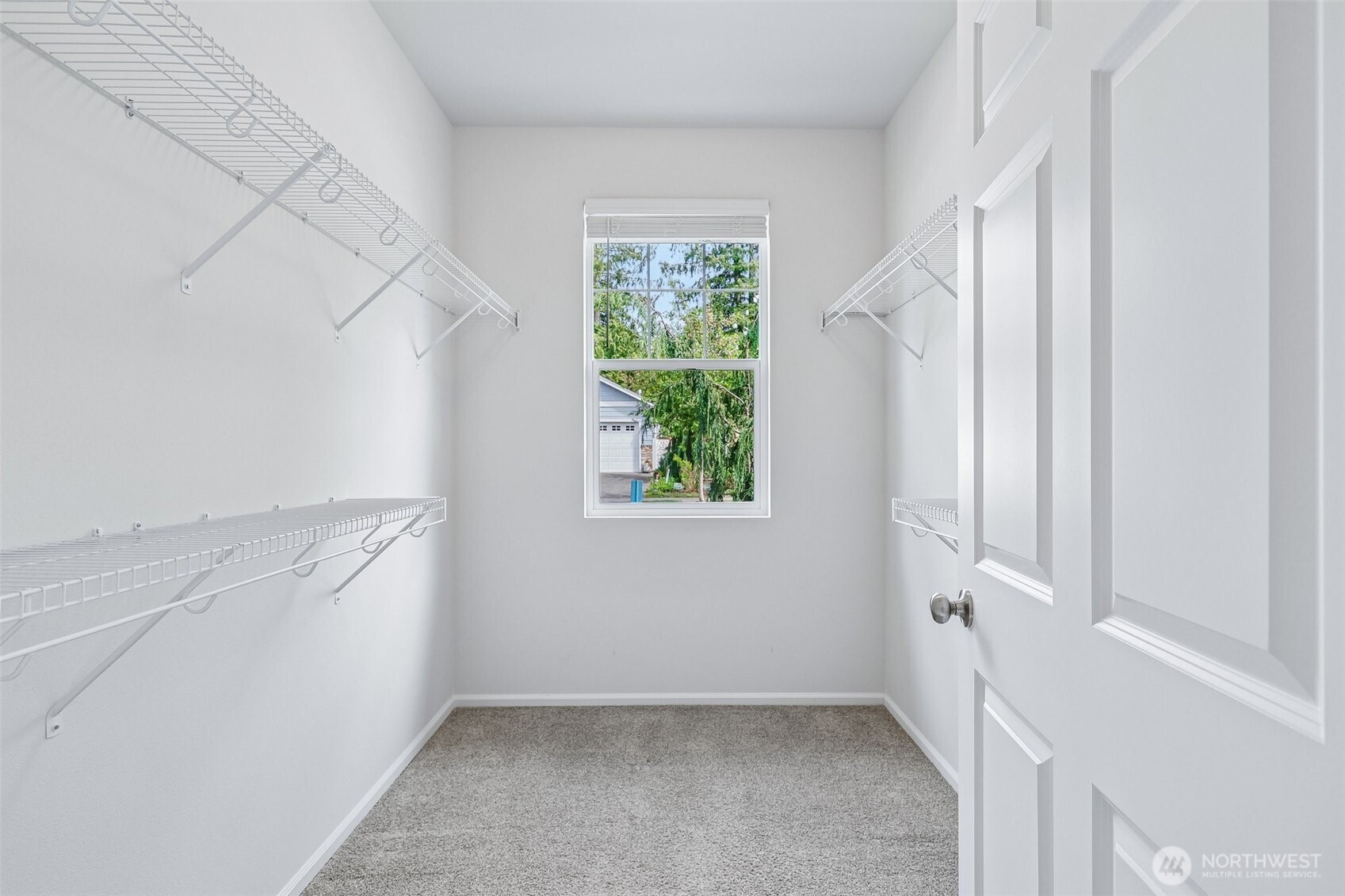 353 S 48th Place Mount Vernon WA 98274