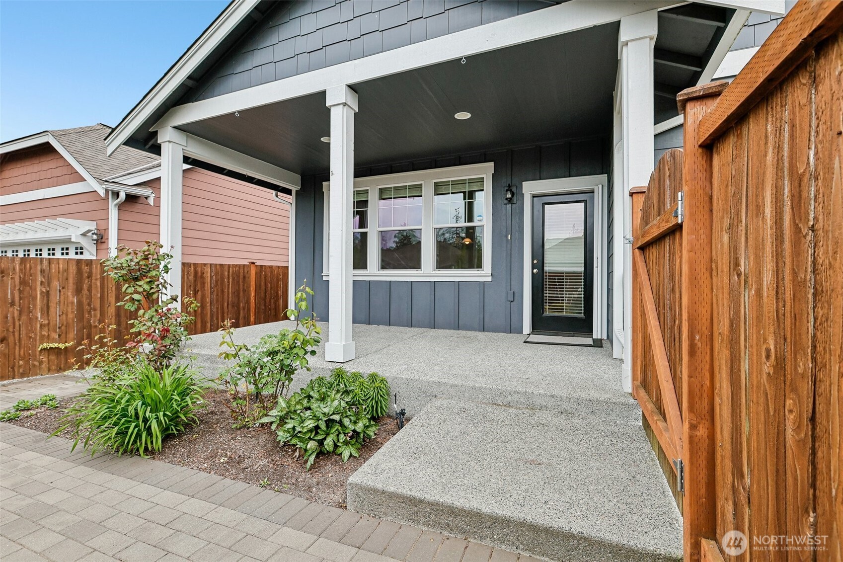 353 S 48th Place Mount Vernon WA 98274
