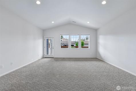353 S 48th Place Mount Vernon WA 98274