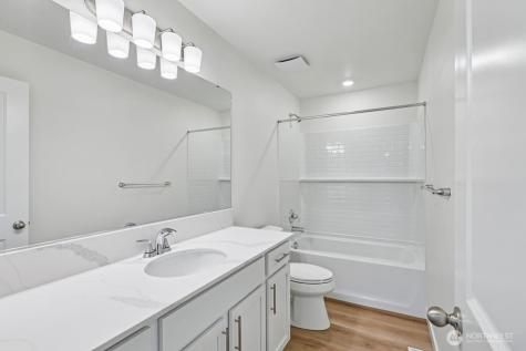 11832 17th Street SE Lake Stevens WA 98258