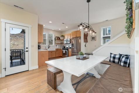 118 Porcupine Lane Chelan WA 98816