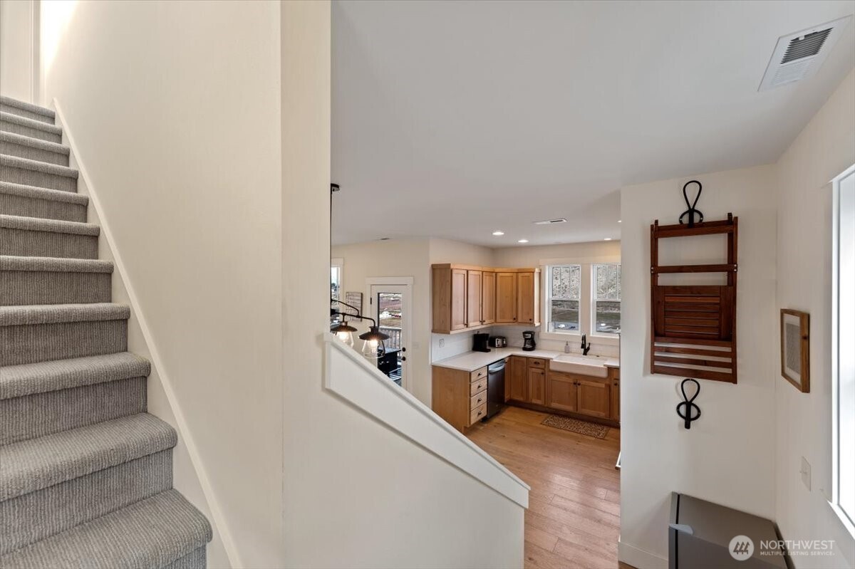 118 Porcupine Lane Chelan WA 98816