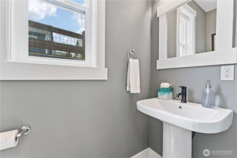 118 Porcupine Lane Chelan WA 98816
