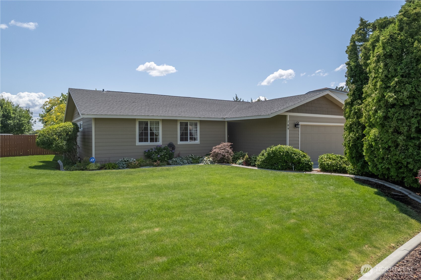 709 W Sage Bay Drive Moses Lake WA 98837