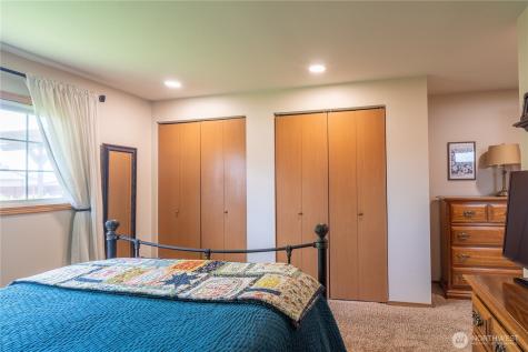 709 W Sage Bay Drive Moses Lake WA 98837