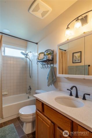 709 W Sage Bay Drive Moses Lake WA 98837