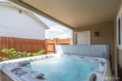 709 W Sage Bay Drive Moses Lake WA 98837