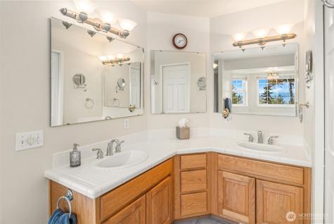 51 Lucky Lane Camano Island WA 98282