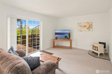 51 Lucky Lane Camano Island WA 98282