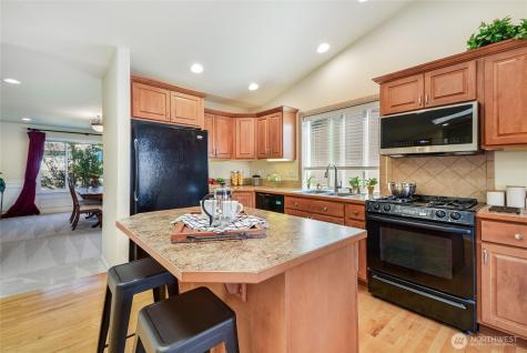 6116 72nd Drive NE Marysville WA 98270