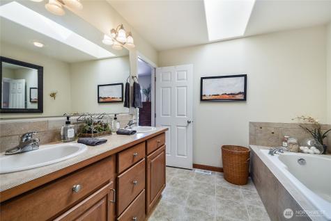 6116 72nd Drive NE Marysville WA 98270