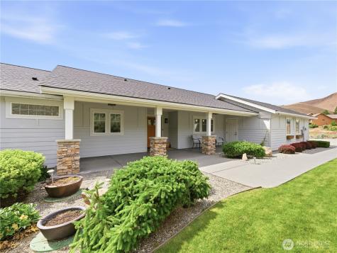 139 Rolling Hills Lane Wenatchee WA 98801