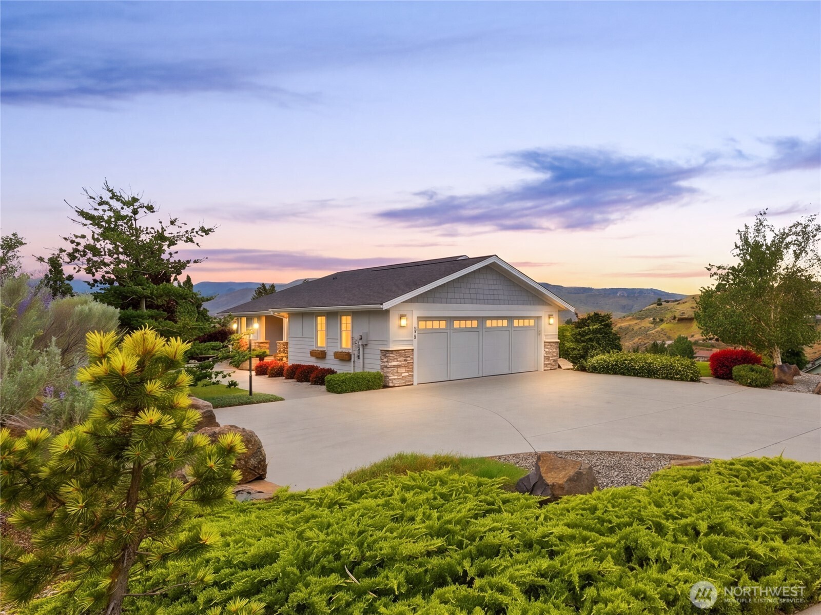 139 Rolling Hills Lane Wenatchee WA 98801