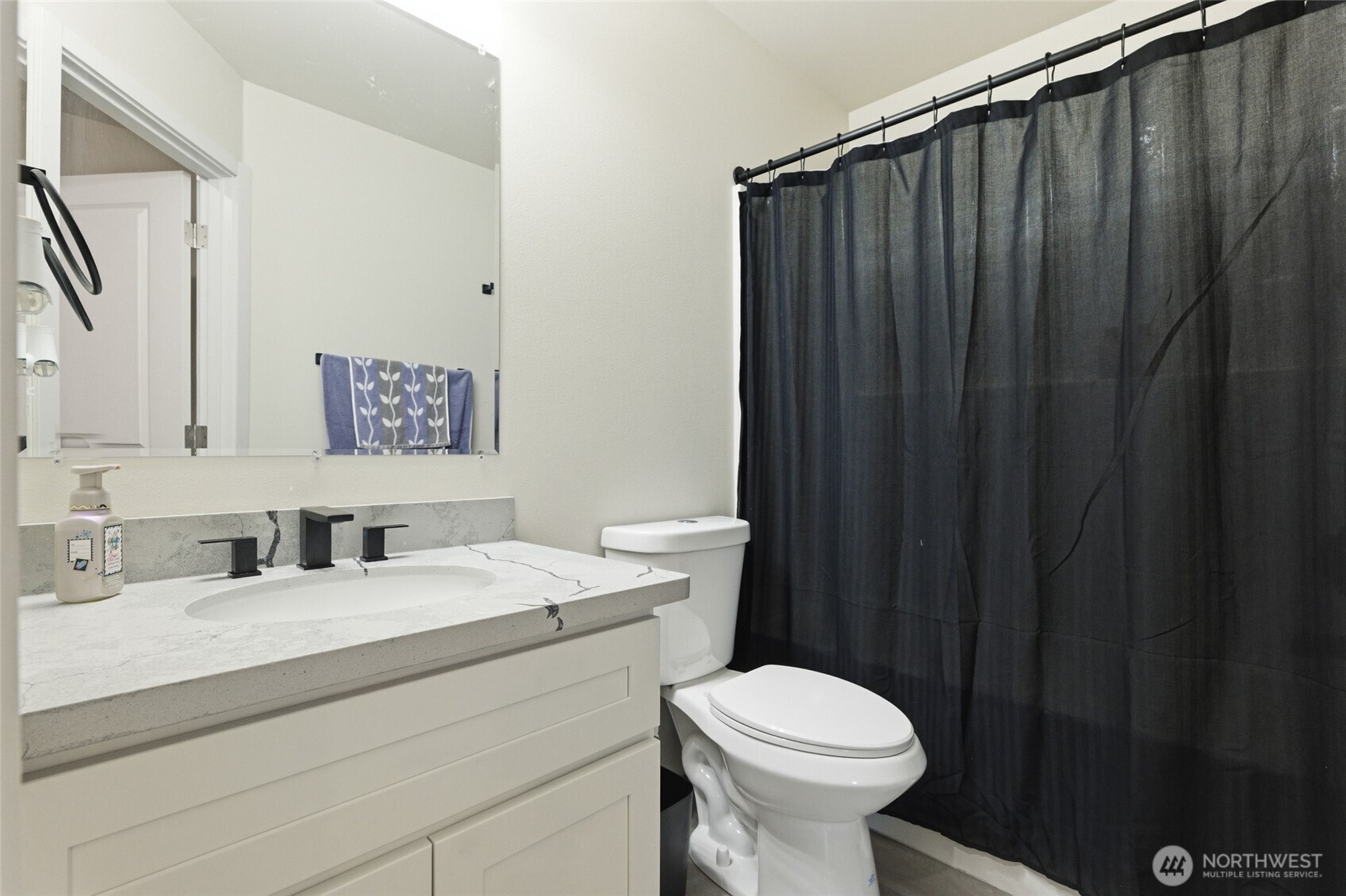 6214 Knoble Road E Spanaway WA 98387