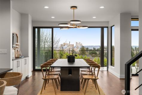 6038 50th Avenue NE Seattle WA 98115
