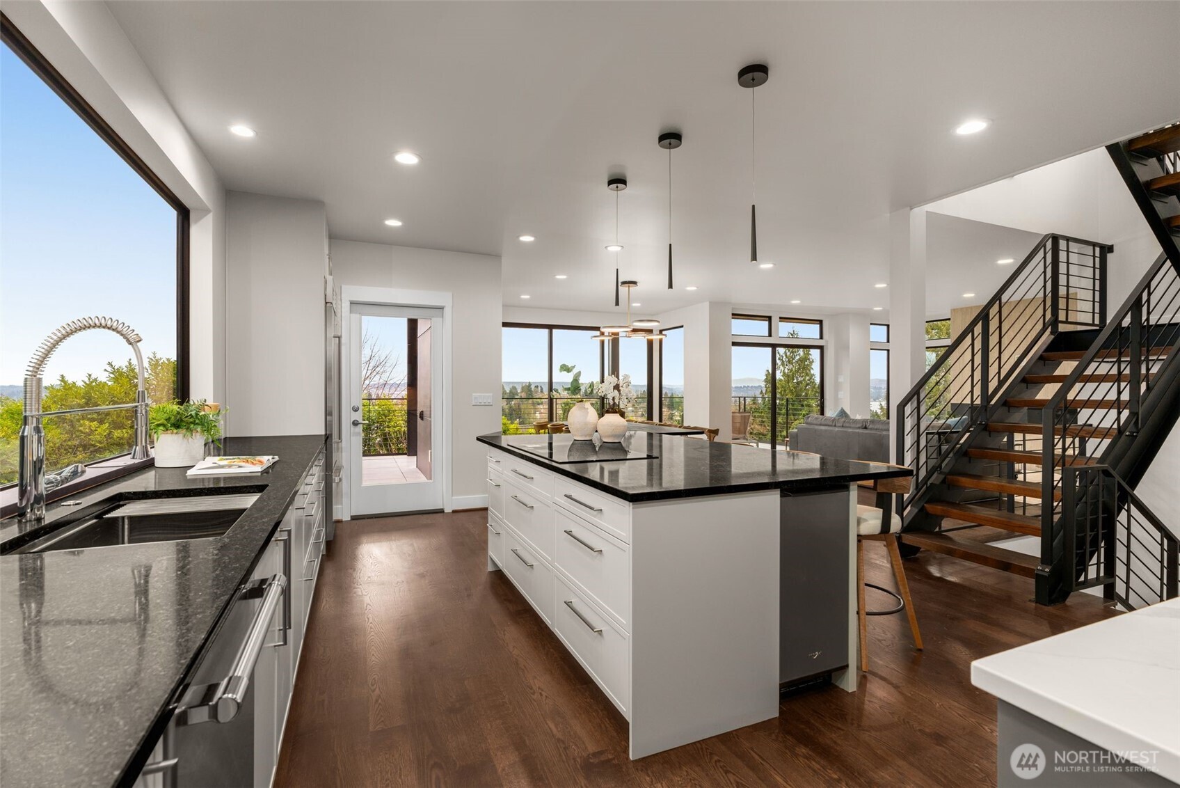 6038 50th Avenue NE Seattle WA 98115