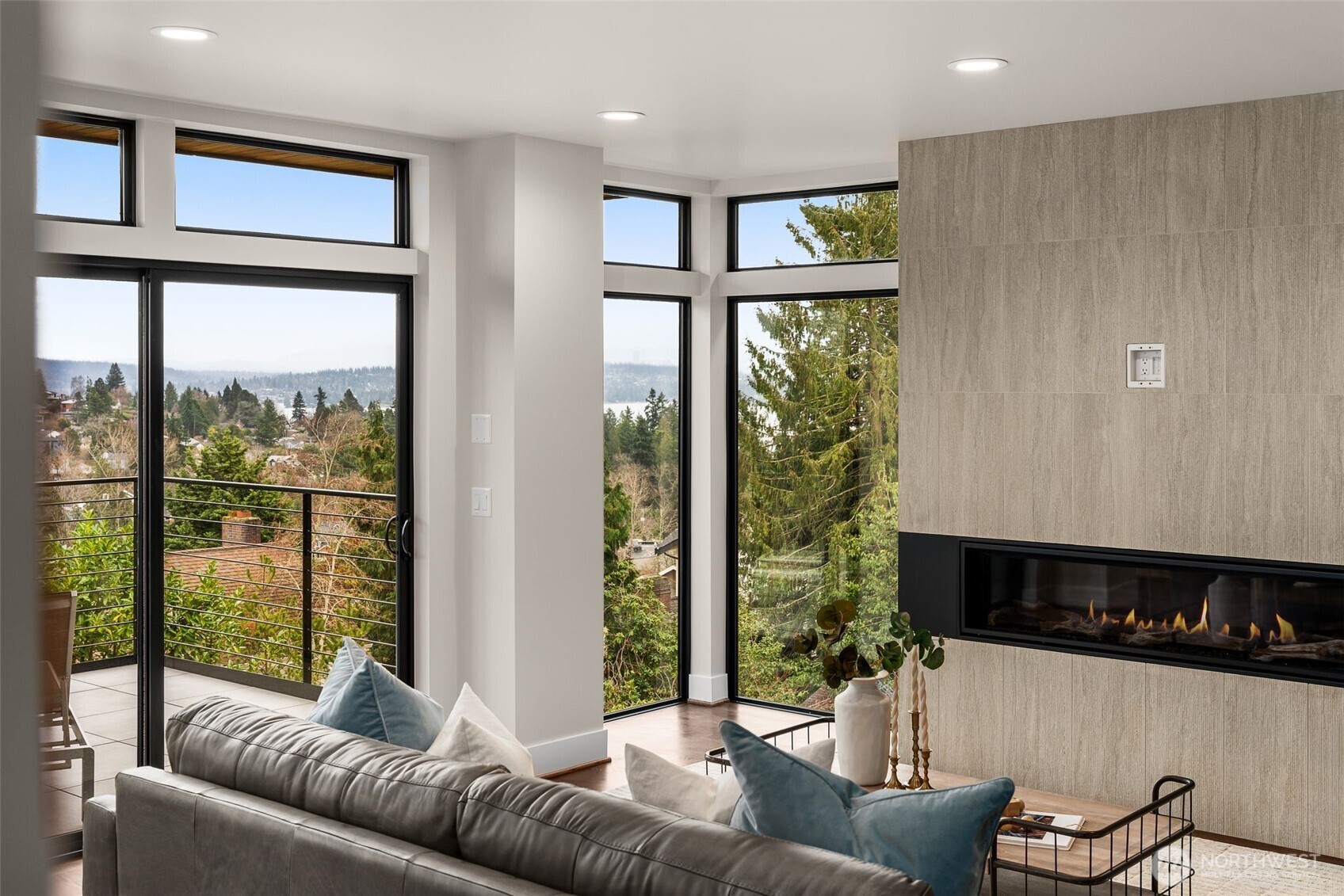 6038 50th Avenue NE Seattle WA 98115