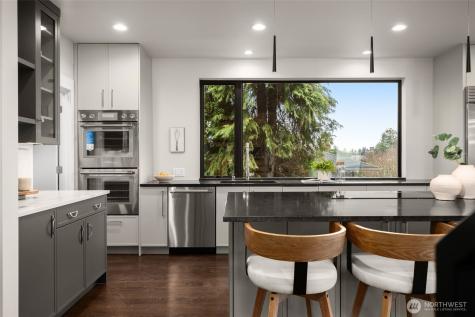 6038 50th Avenue NE Seattle WA 98115