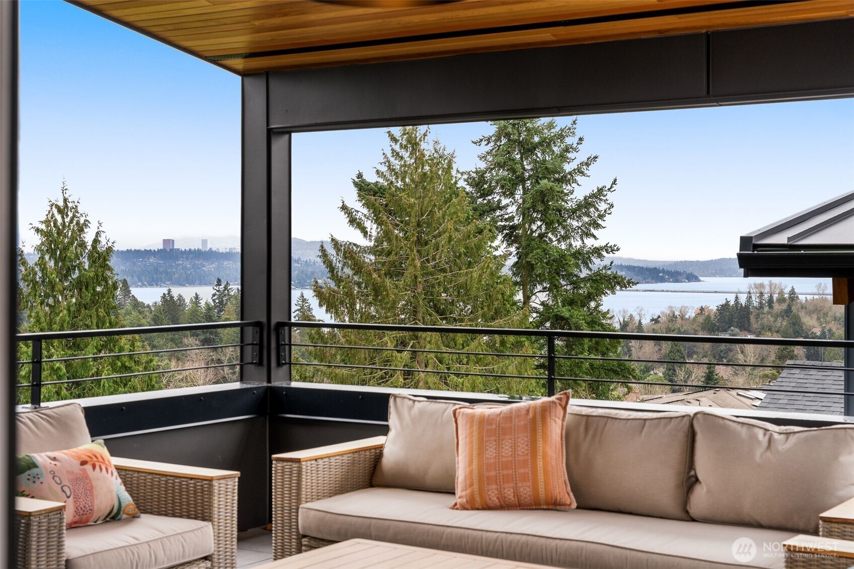 6038 50th Avenue NE Seattle WA 98115
