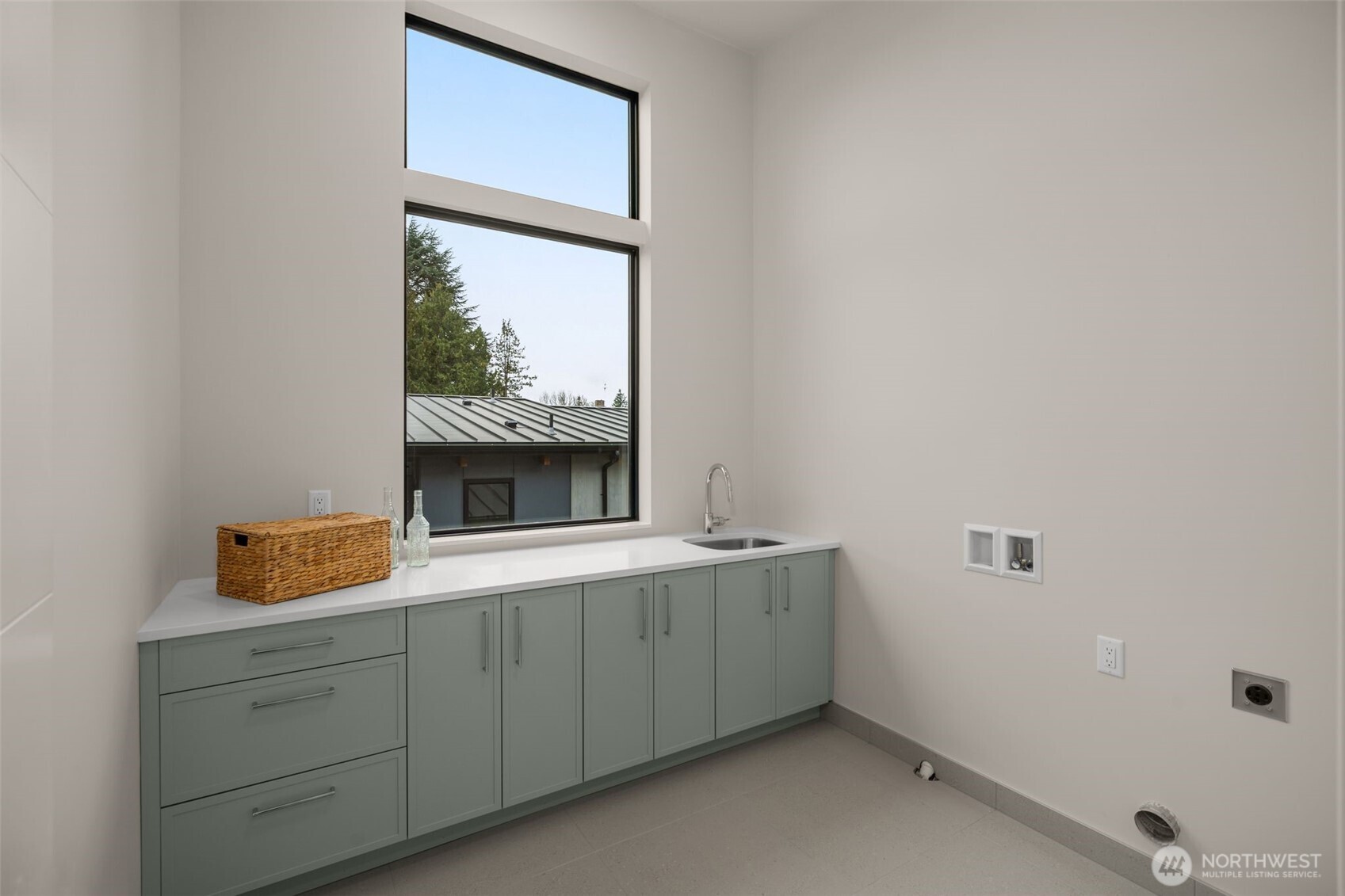 6038 50th Avenue NE Seattle WA 98115