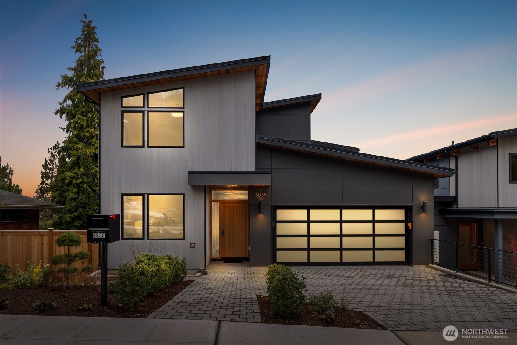 6038 50th Avenue NE Seattle WA 98115
