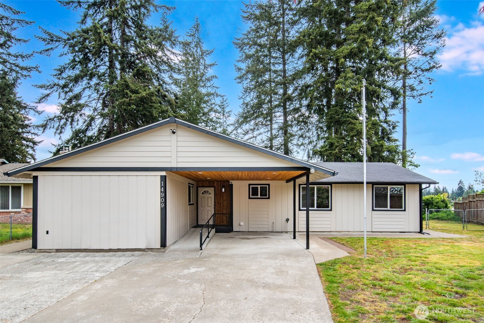 14909 12th Avenue E Tacoma WA 98445