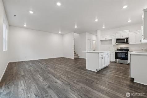 10734 188th Street E Puyallup WA 98374