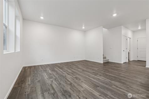 10734 188th Street E Puyallup WA 98374
