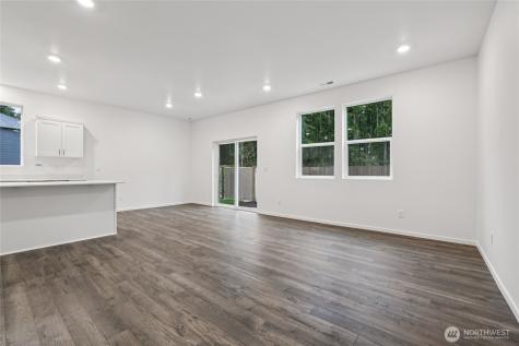 10734 188th Street E Puyallup WA 98374
