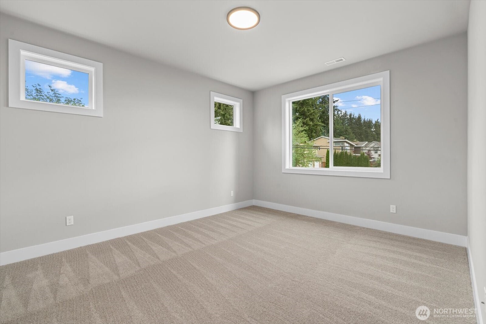 15058 75th Ave NE Kenmore WA 98028