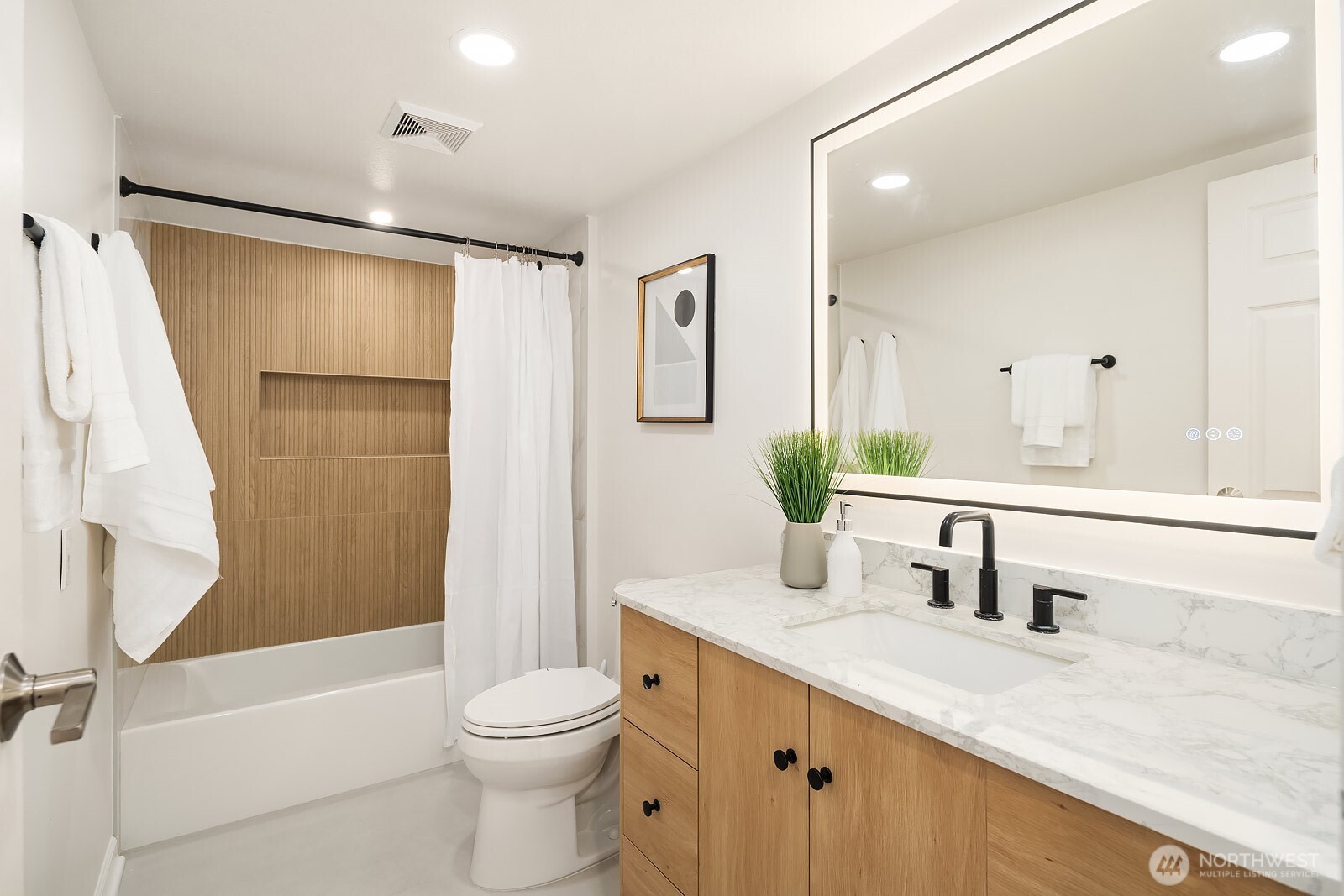 1817 220th Place NE Sammamish WA 98074