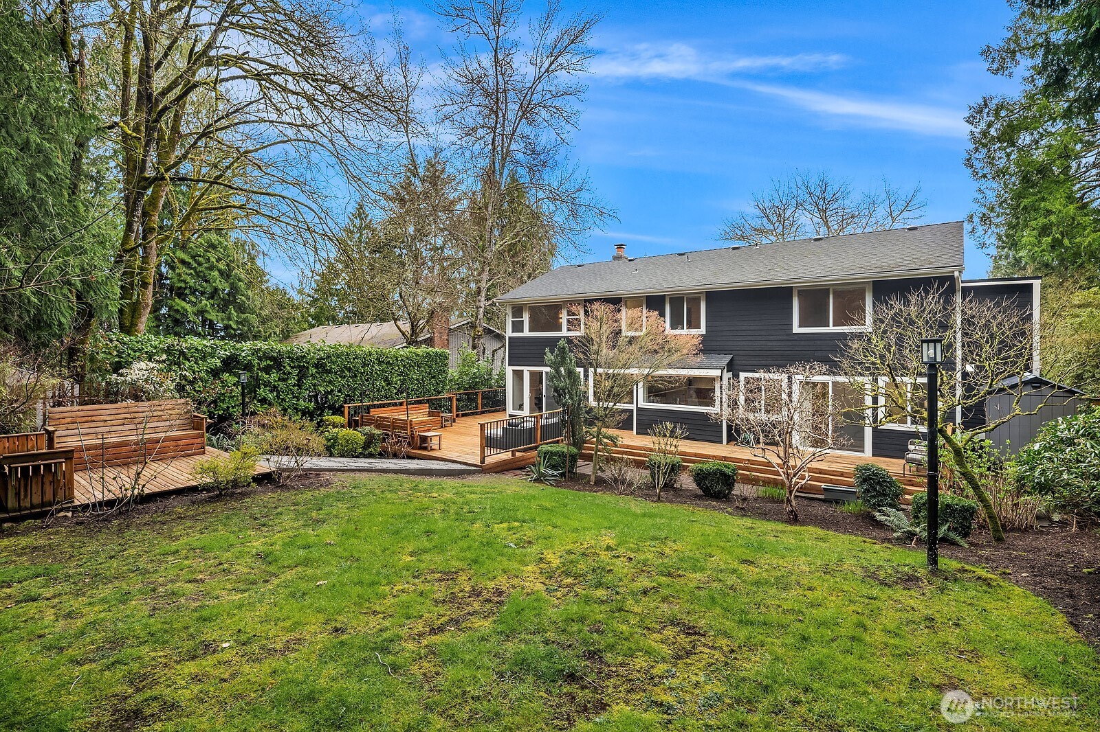 1817 220th Place NE Sammamish WA 98074