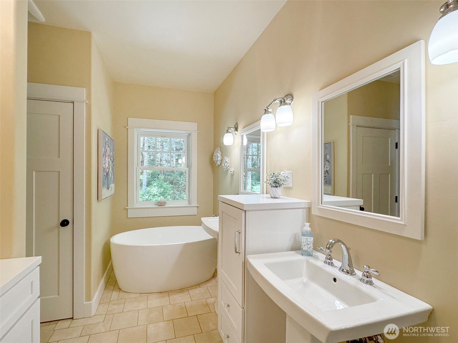 325 Evergreen View Parkway Port Angeles WA 98363