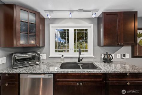 716 Dennis Street SE Tumwater WA 98501